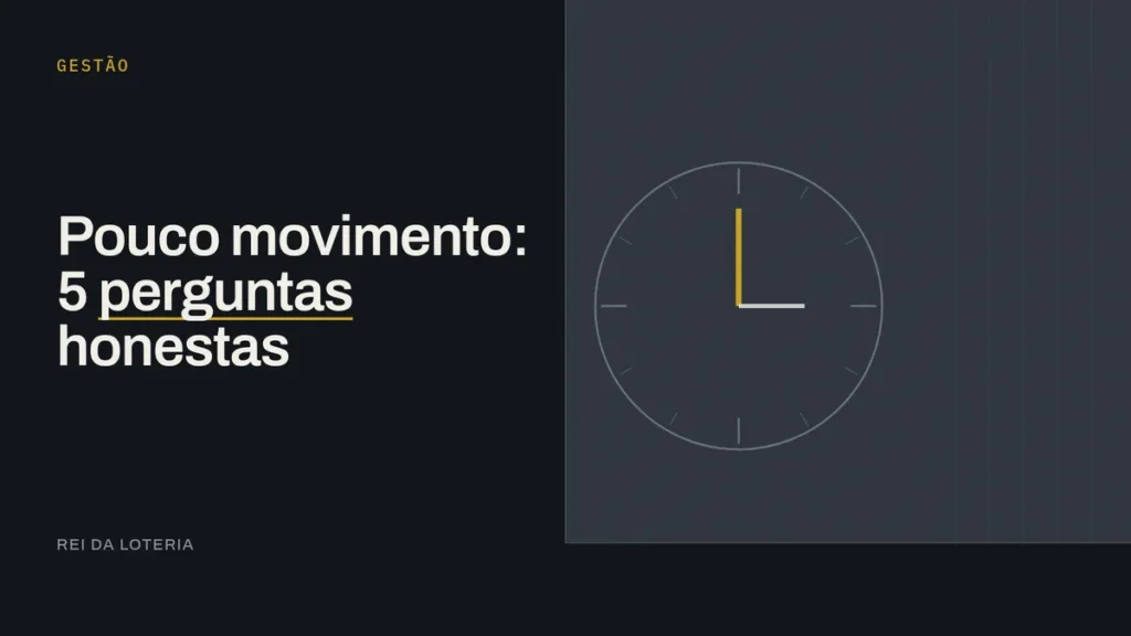 Dono de lotérica analisando planilha de movimento no balcão da loja vazia